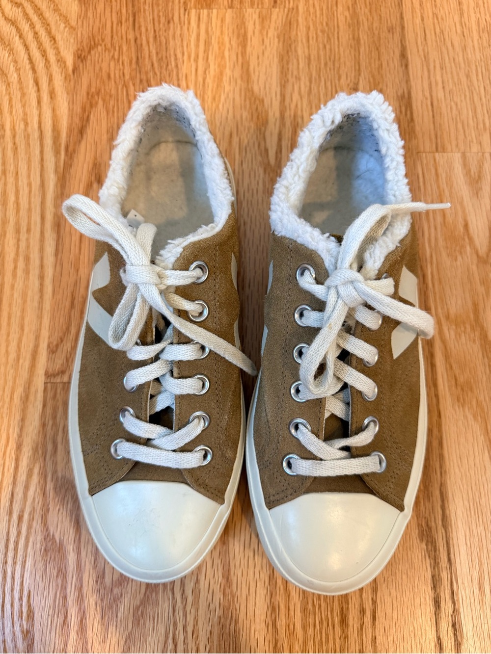 Veja Suede Wata II Low Fured Suede Sneakers - Picture 11 of 15